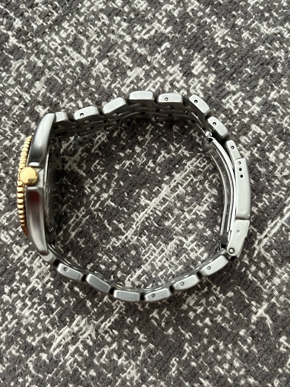 Wittnauer Two-Tone Gold & Silver Watch. Unisex GUC